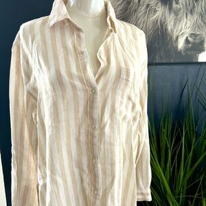 NWT Striped Button-Up beach/lounge shirt